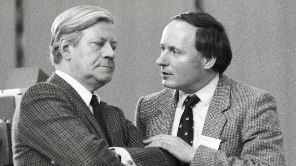  Als Anfang der Achtzigerjahre der SPD-Mann Oskar Lafontaine dem SPD-Kanzler Helmut Schmidt vorwarf, dessen Sekundärtugenden-Fetisch habe sich auch beim Führen eines KZs bewährt, jubelte der linke Boulevard.