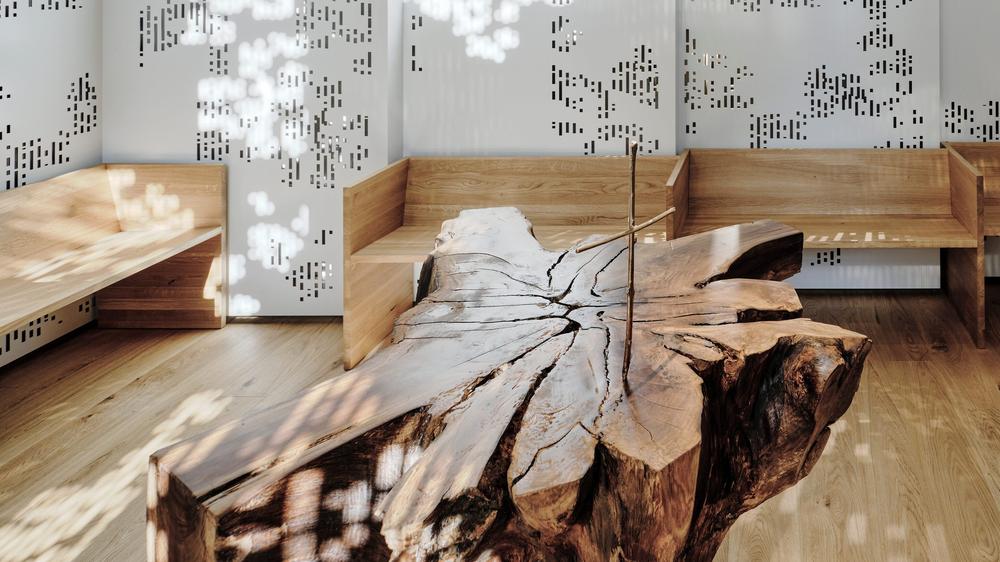 Fractal Chapel in Graz: The artist Manfred Erjautz created the altar from an upturned rhizome.