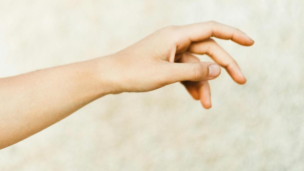 Fingernägel: Unsere Finger erzählen viel über uns.