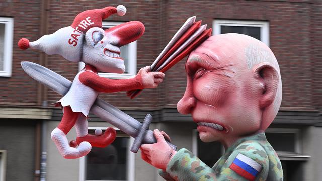 Karneval: Rosenmontagszüge in Köln, Düsseldorf und Mainz gestartet