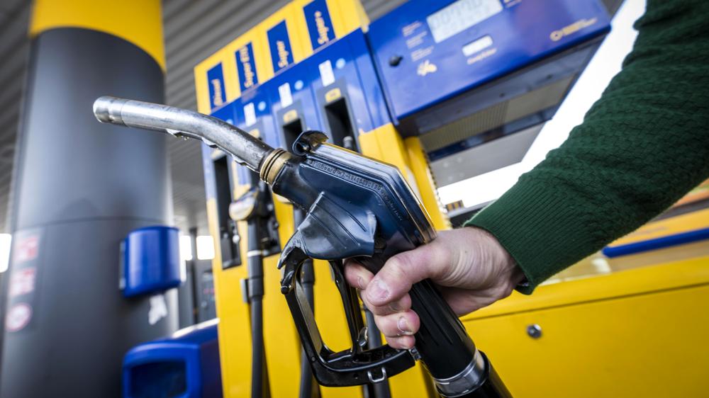 Treibstoffpreise: Diesel erstmals seit Wochen wieder billiger als Benzin |  DIE ZEIT