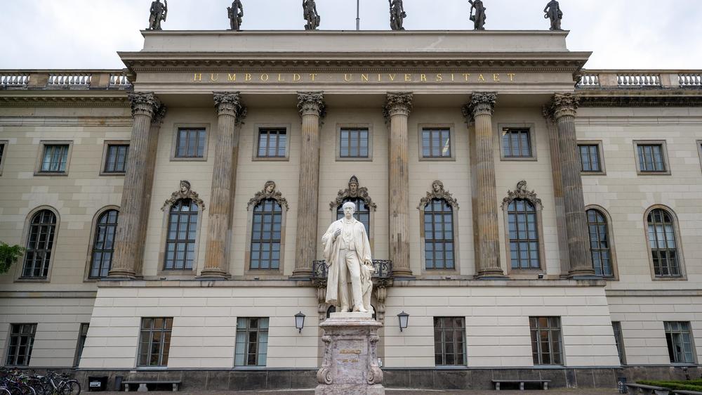  Der Deutsche Hochschulverband vertritt rund 34.000 Wissenschaftlerinnen und Wissenschaftler.