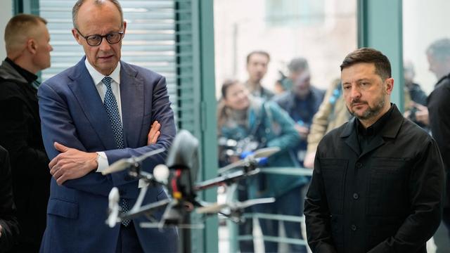 Krieg gegen die Ukraine: Selenskyj bietet Merz Unterstützung bei der Drohnenabwehr an