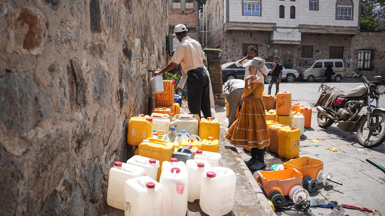 Yemen: Million-strong city of Taiz faces humanitarian catastrophe