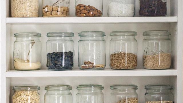 Motten: Eine Verschwörung der Motten-Industrie