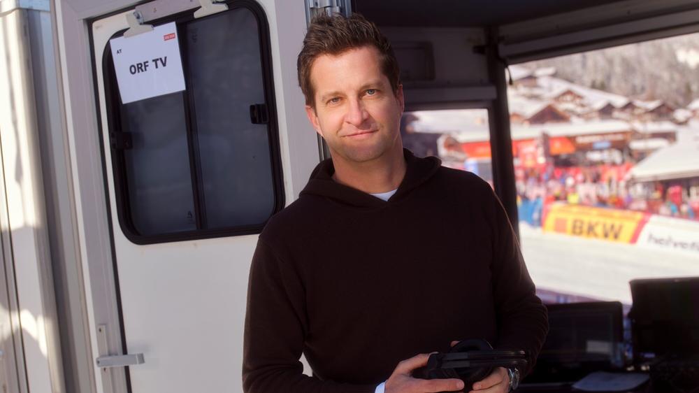 Oliver Polzer: Hat sein Büro immer gleich neben der Piste: Oliver Polzer, 53 Jahre, hier am Rande des Skiweltcups in Adelboden Anfang Januar