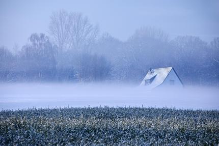 Katastrophenschutz: Wenn der Strom ausfällt, kann es besonders im Winter schnell ungemütlich werden. Helfen hier Dieselgeneratoren?