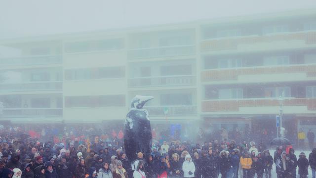 (+) Brand in Crans-Montana: 