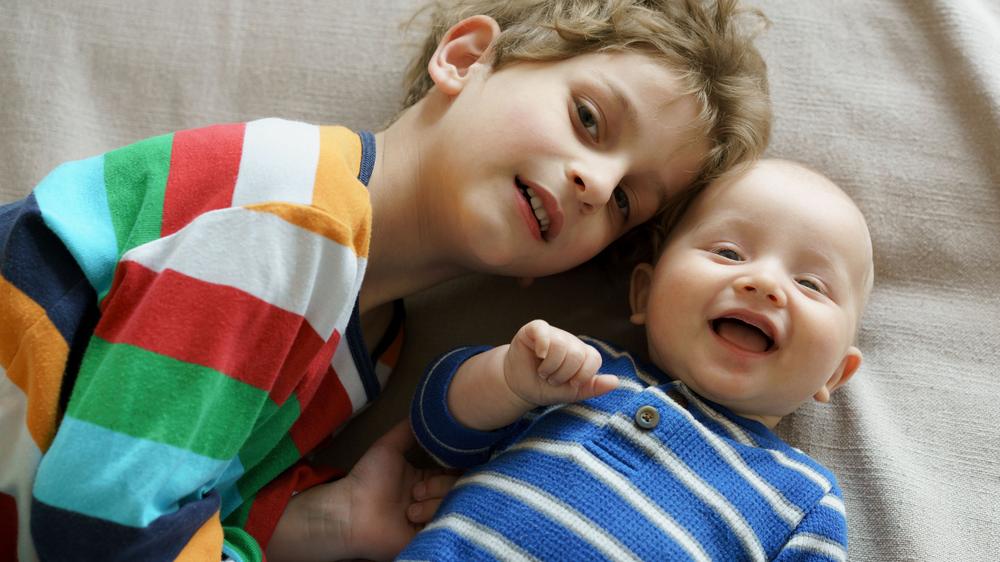 Kindesgeschlecht: Fast jeder hat im Bekanntenkreis Familien mit einer Schar von vier Mädchen oder fünf Jungen.