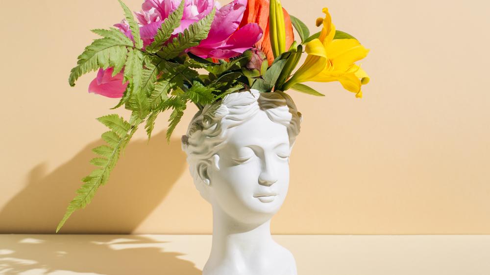 Arbeitslosigkeit bei jungen Menschen: KI als Chance für natürliche Intelligenz: Jugend trifft Erfahrung.