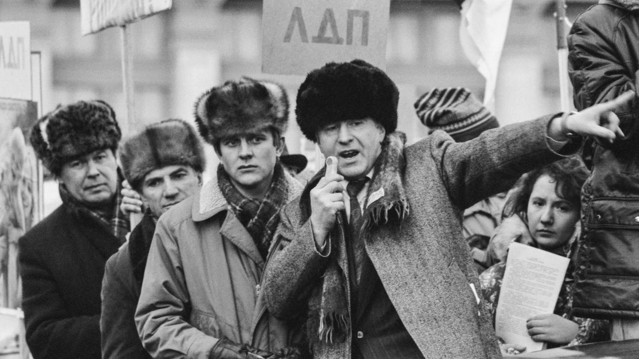 Wladimir Schirinowski: Putins Prophet und Schaubuden-Faschist