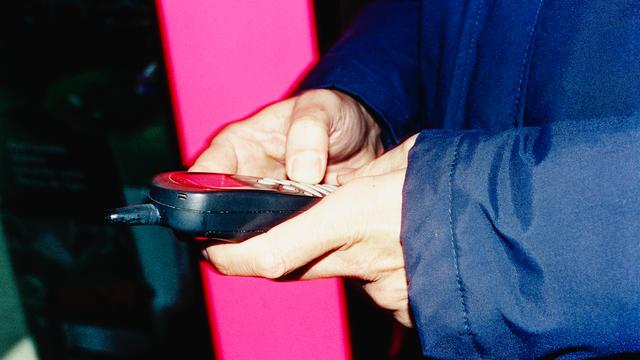 (+) T9-Tastatur: Viermal tippen auf Taste 7, und schon steht da ein »S«