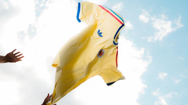Gefälschte Fußballtrikots: 100 Euro für ein Trikot? Dann doch lieber den Superfake aus China