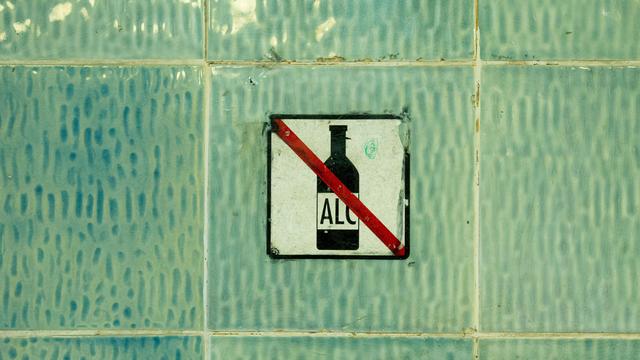Alkoholverbot an Bahnhöfen: Störungsverbot für Weichen jetzt!
