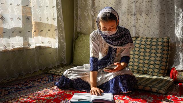 Schreibworkshop in Afghanistan: Die Geschichte der Goldenen Nadel