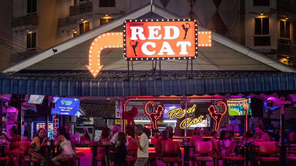 Thailand: »Sex sells«, das gilt in Pattaya immer noch.