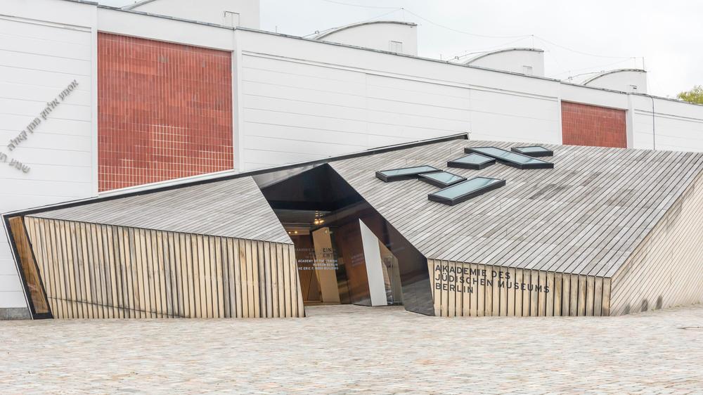 Jüdisches Museum Berlin: »Das Gegenteil von Jetzt«, so lautet der Titel der bemerkenswerten Schau im Jüdischen Museum.