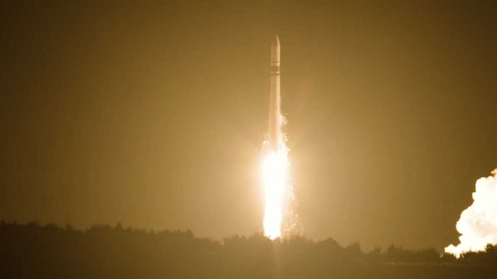 Isar Aerospace: Der Screenshot zeigt, wie die Spectrum-Rakete des deutschen Herstellers Isar Aerospace zu ihrem zweiten Testflug ins All fliegt. Die Rakete hob vom norwegischen Weltraumbahnhof Andøya ab.