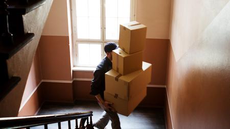Paketdienste Schwere Last Leichter Lohn Zeit Arbeit