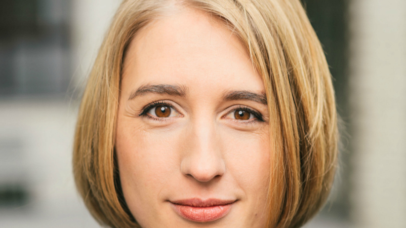 Carolin Silbernagl: "Ich habe mich immer gefragt, was es mit dieser Wochenendfixierung auf sich hat. Manchmal freue ich mich auch auf die Arbeitswoche", sagt Carolin Silbernagl von Betterplace im Podcast.