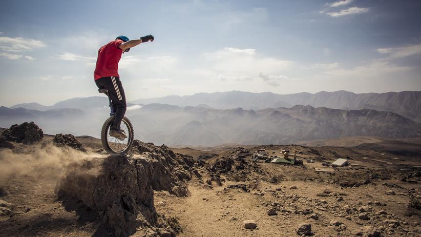 Extremsportler: Drei Jahre lang hat Lutz seine Abfahrt vom 5.671 Meter hohen Damawand im Iran geplant.