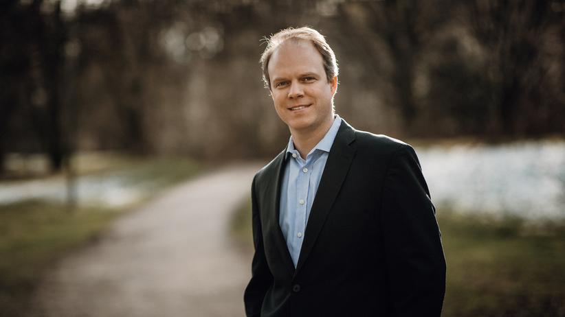 Michael Brehm: Michael Brehm sagt im Podcast: "Unsere Vision ist es, Menschen zu helfen, besser miteinander zu kommunizieren."