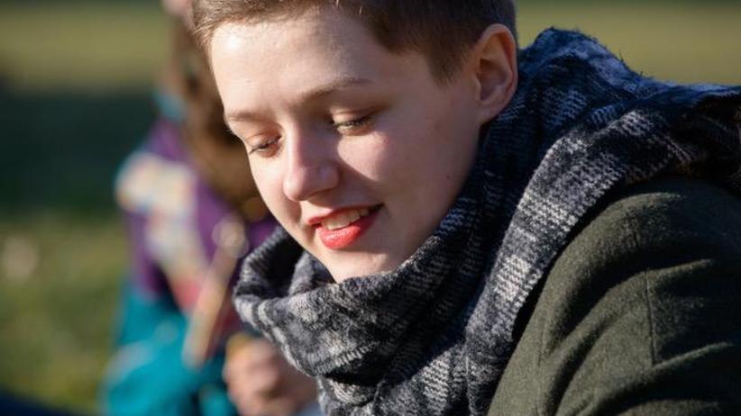 Gewandmeisterin: Langfristig möchte Joanne auf dem Land wohnen -  fernab von den Abgasen und dem Lärm in Paris. 