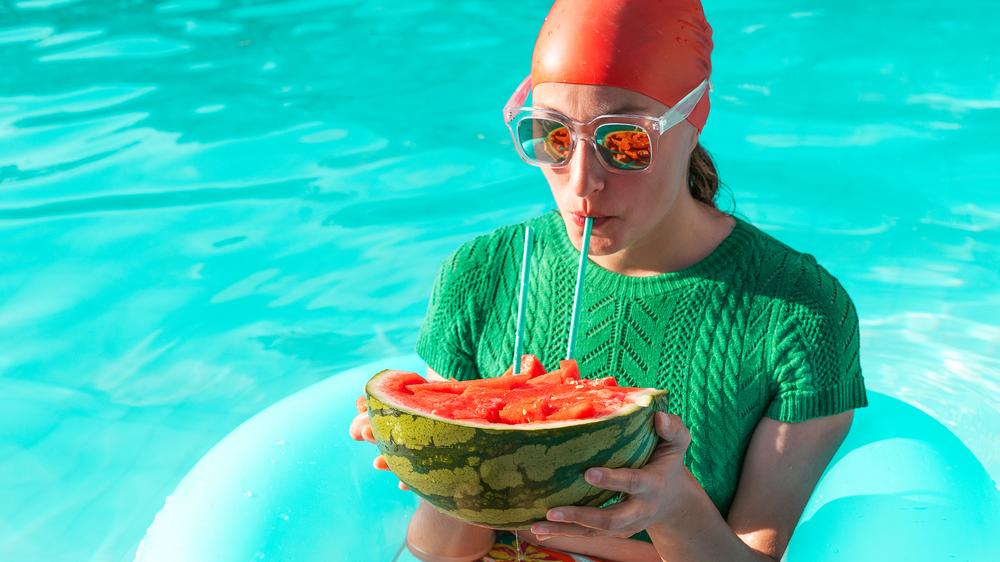 Freizeitgestaltung: There are people and things that act as real fun magnets: campfires, swimming pools and tree houses are among them.