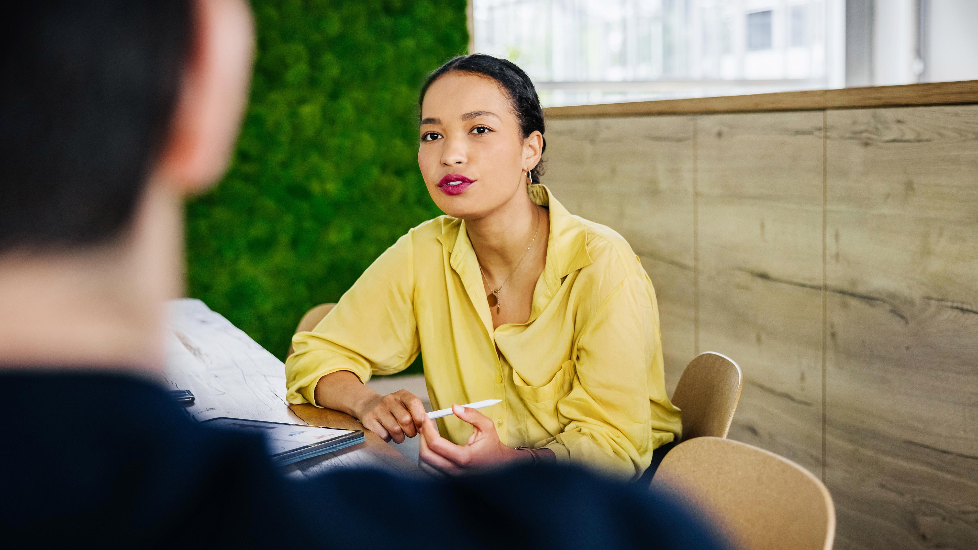 Junge Menschen im Beruf: Fordern und kritisch sein – gut so! 