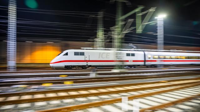 Tarifstreit bei der Bahn : GDL und Deutsche Bahn verhandeln wieder – vorerst keine Streiks