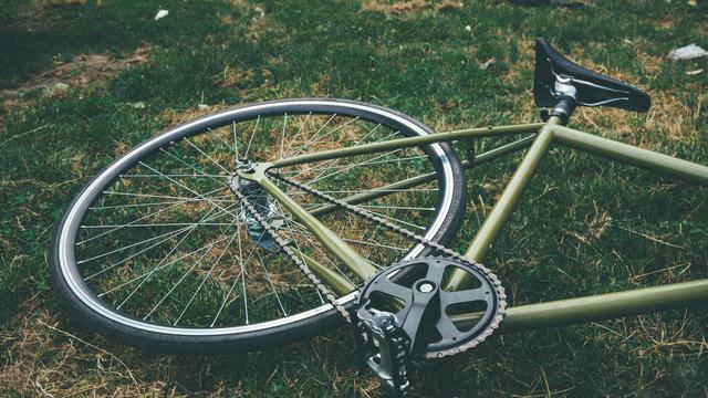 (+) Fahrradhändler: 