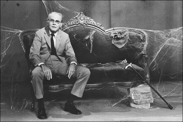 Loriot Das Bild hängt schief ZEIT ONLINE