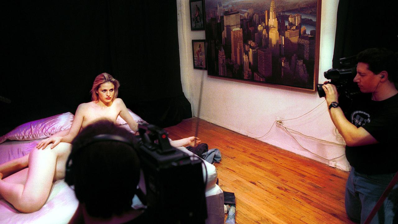 Informationsfreiheitsgesetz: Bundesprüfstelle muss Porno-Rarität  herausrücken | ZEIT ONLINE