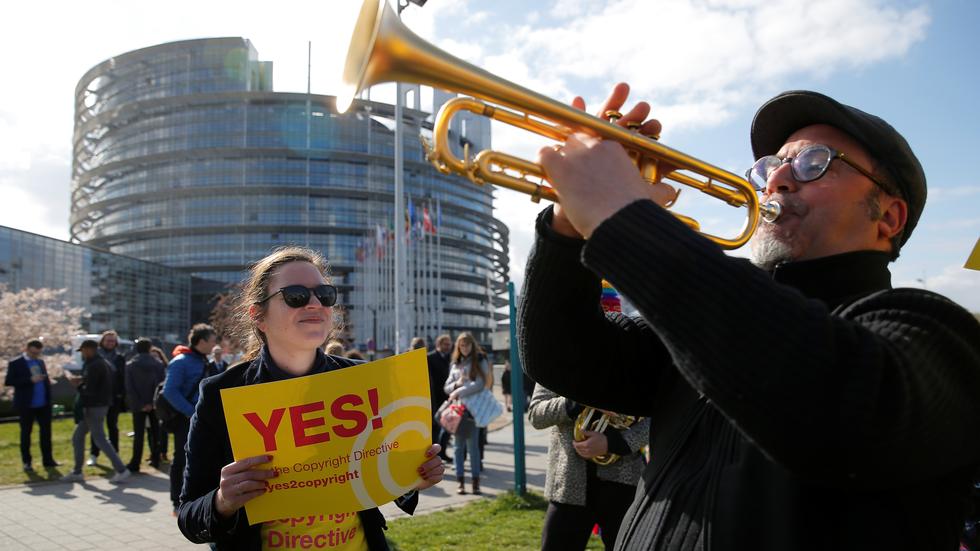 Urheberrechtsreform: EU-Staaten Stimmen Neuen Urheberrechtsregeln ...