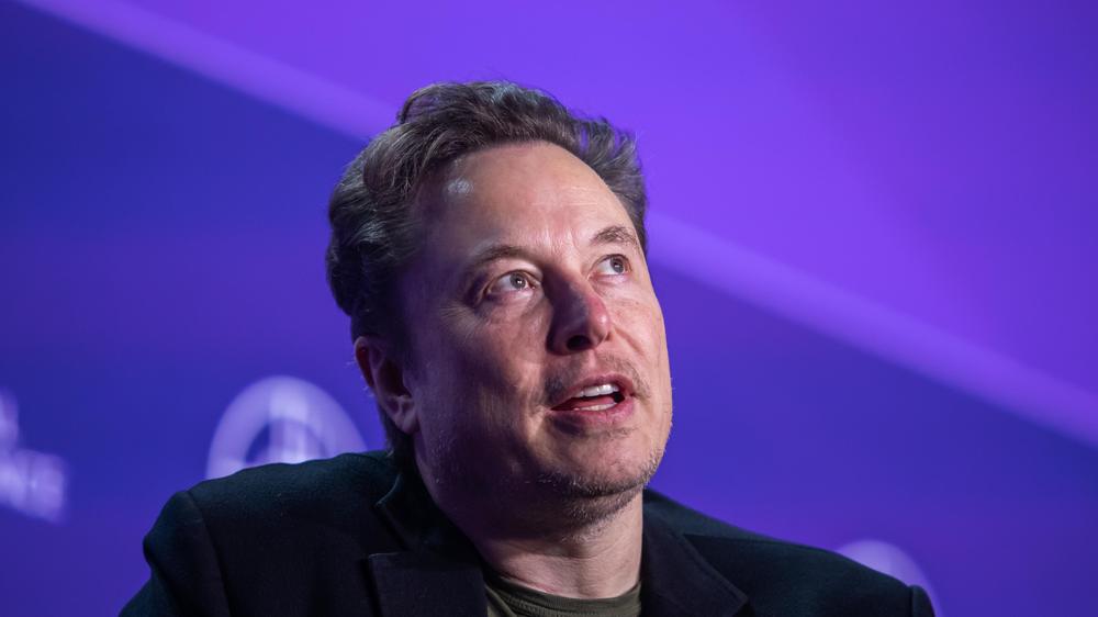 Knstliche Intelligenz: Elon Musk lsst Klage gegen OpenAI fallen | DIE ZEIT
