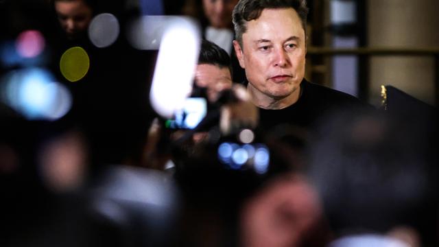 xAI: Elon Musk kündigt Chatbot "Baby Grok" an