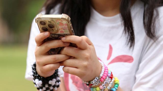 Social-Media-Plattformen: Australische Behörde prüft mögliche Verstöße gegen Social-Media-Verbot