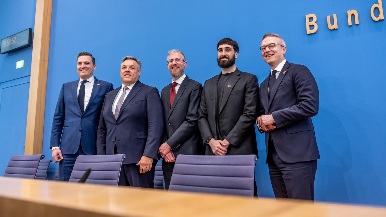 Künstliche Intelligenz: Kanadische KI-Firma Cohere und deutsche Aleph Alpha fusionieren