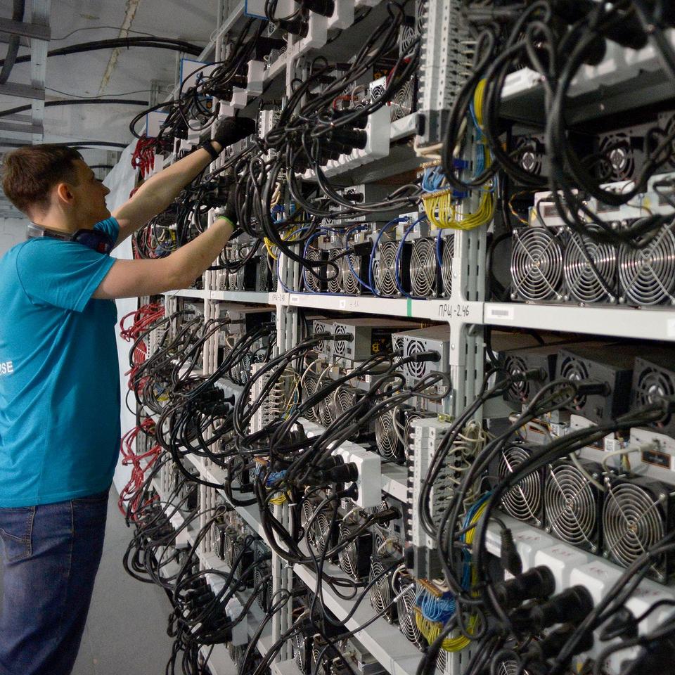 Bitcoin-Verbot: Die einen wollen regulieren, die anderen verbieten | DIE  ZEIT