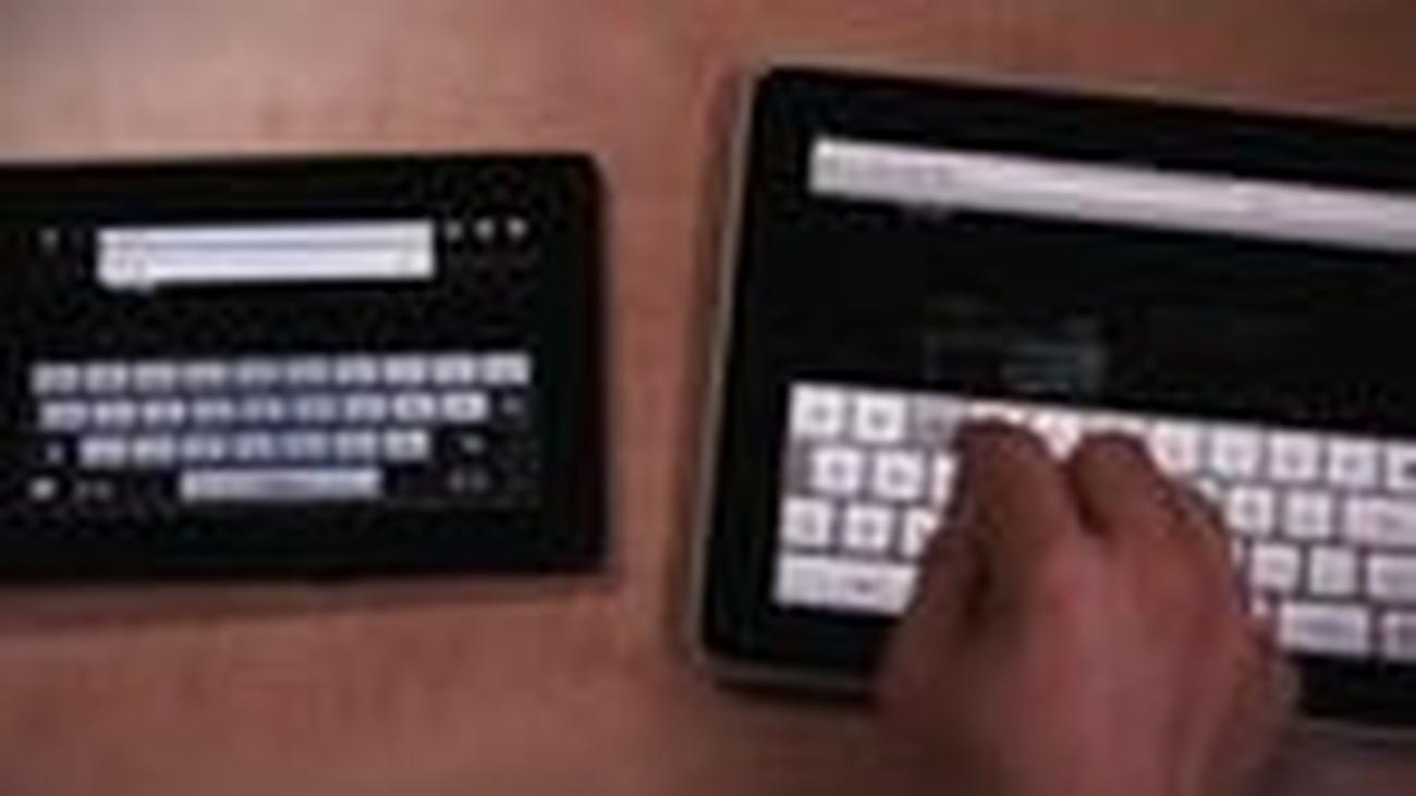 Blackberry Playbook Gegen Ipad Der Videovergleich Zeit Online