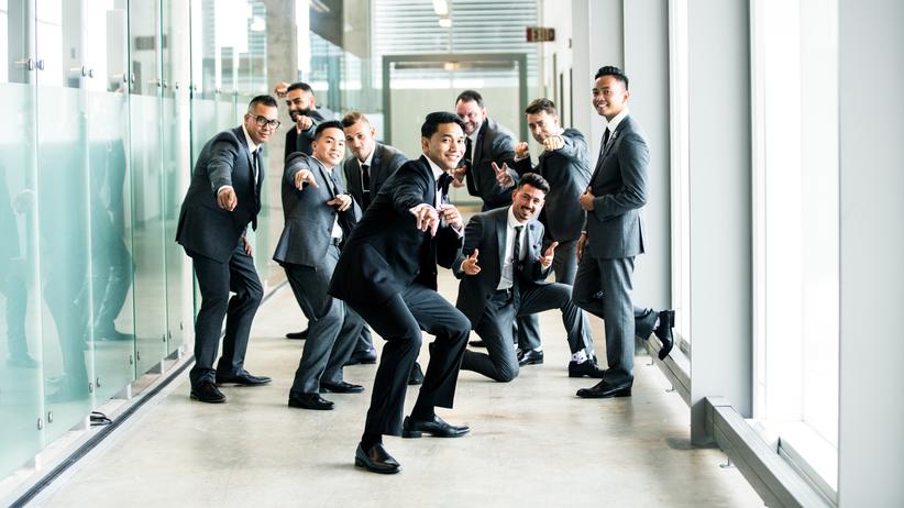 Kleidungsstil: So oder so ähnlich stellte sich unser Autor das Journalistendasein vor. Dann wurde er Journalist.