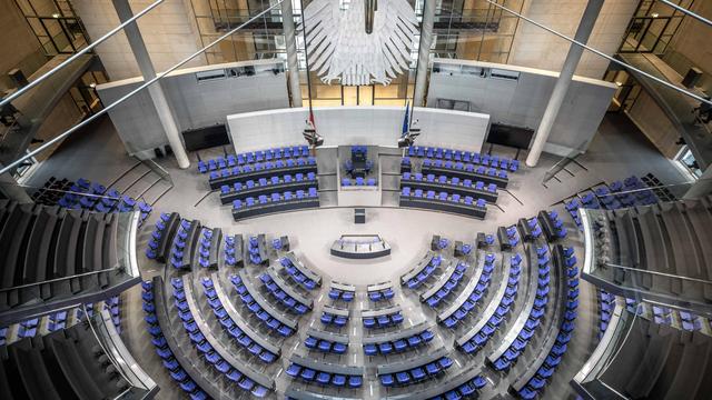 Bundestag: Anna Mayr entdeckt: Mut zur Größe 