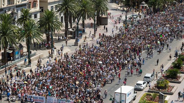 Andalusien: Tausende Spanier protestieren gegen Massentourismus in Málaga