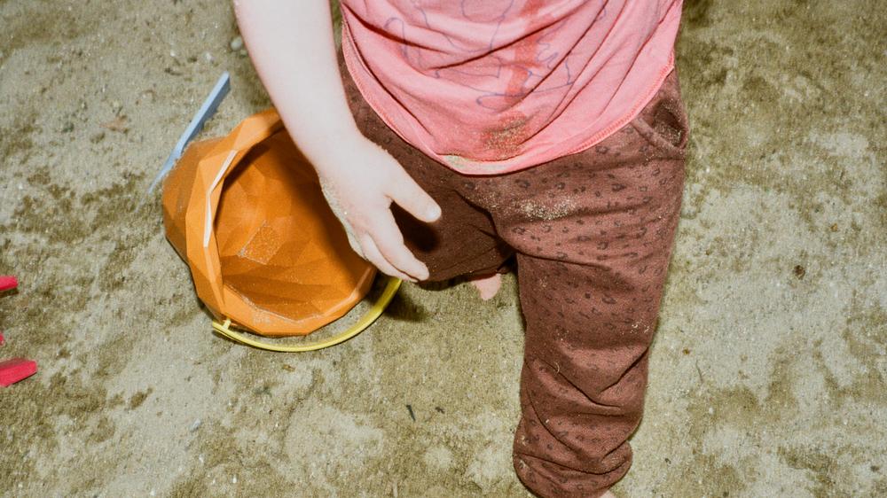 Kinderbetreuung: Gestresste Familien? Ach, egal. 
