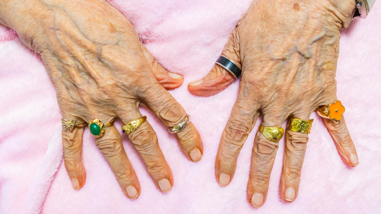 Lebensratschläge von Eltern: "Trenne dich von allem, was dir nicht guttut"