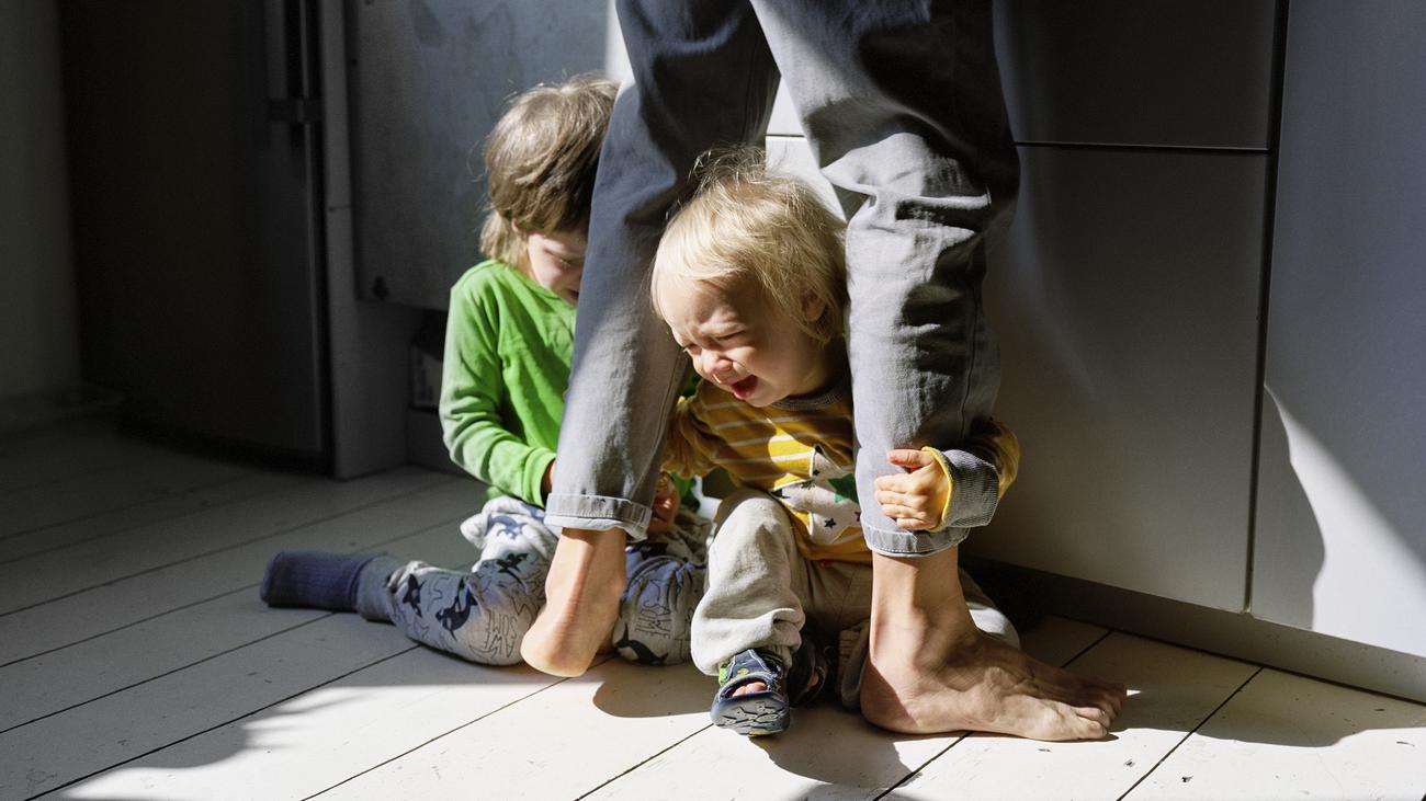 Arbeitszeiten von Eltern: Papa ist dann mal weg