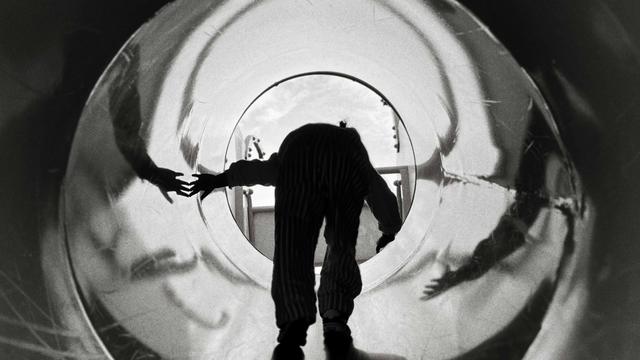 (+) Freilerner: Sofia ist zehn und entscheidet selbst, was sie heute lernen will