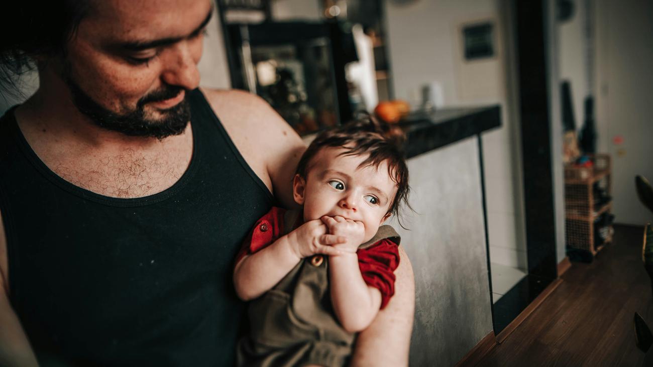 Elterngeld: Zahl der Elterngeldempfänger 2025 weiter gesunken