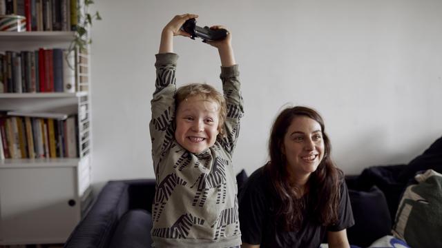 Videospiele: Gemeinsames Zocken – die beste Bildschirmzeit für Eltern und Kinder