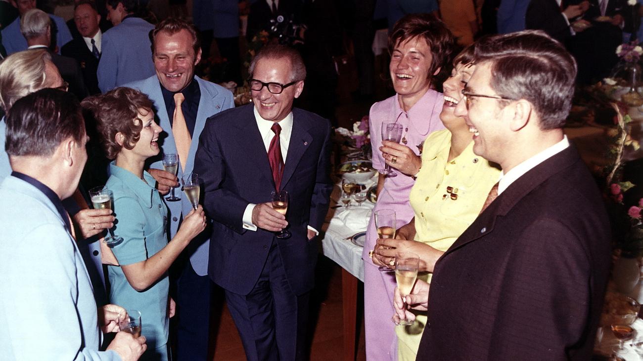 Erich Honecker: "Im Untergang hatte er Wiedererkennunsgwert: Hornbrille, Strohhut"